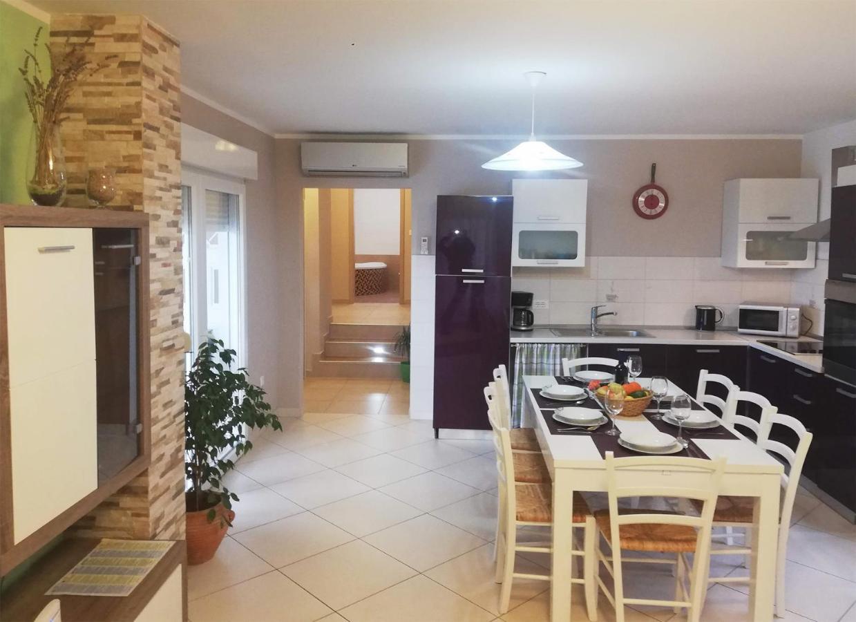 Holiday Home Tanja Πούλα Εξωτερικό φωτογραφία